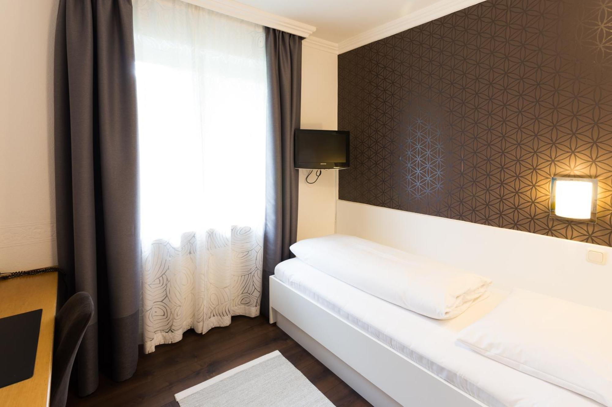 Hotel Villa Solln München Rom bilde